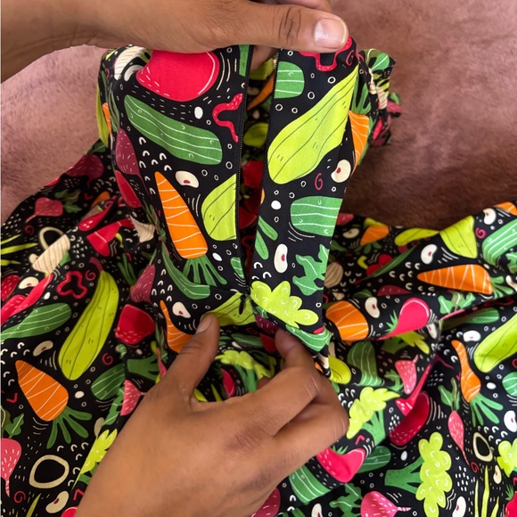 Eva Rose Vegetable Print Sundress • Size M - Picture 11 of 16